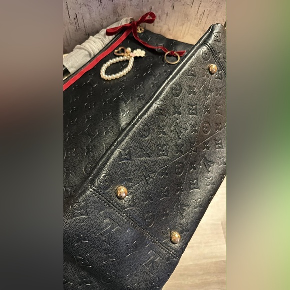 SOLD - Picture 3 of 6